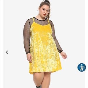 Torrid Birds of Prey Black Canary Velvet Dress